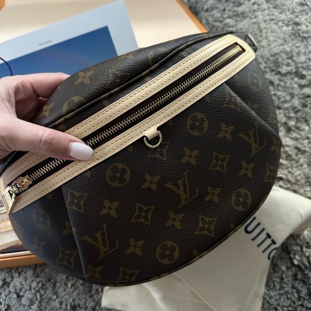 LV High Rise bumbag - Picture 4 of 7